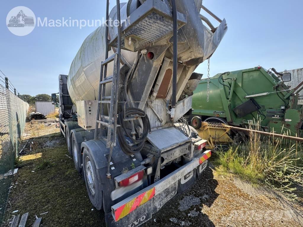 Volvo FM 440 Betonmixers en pompen