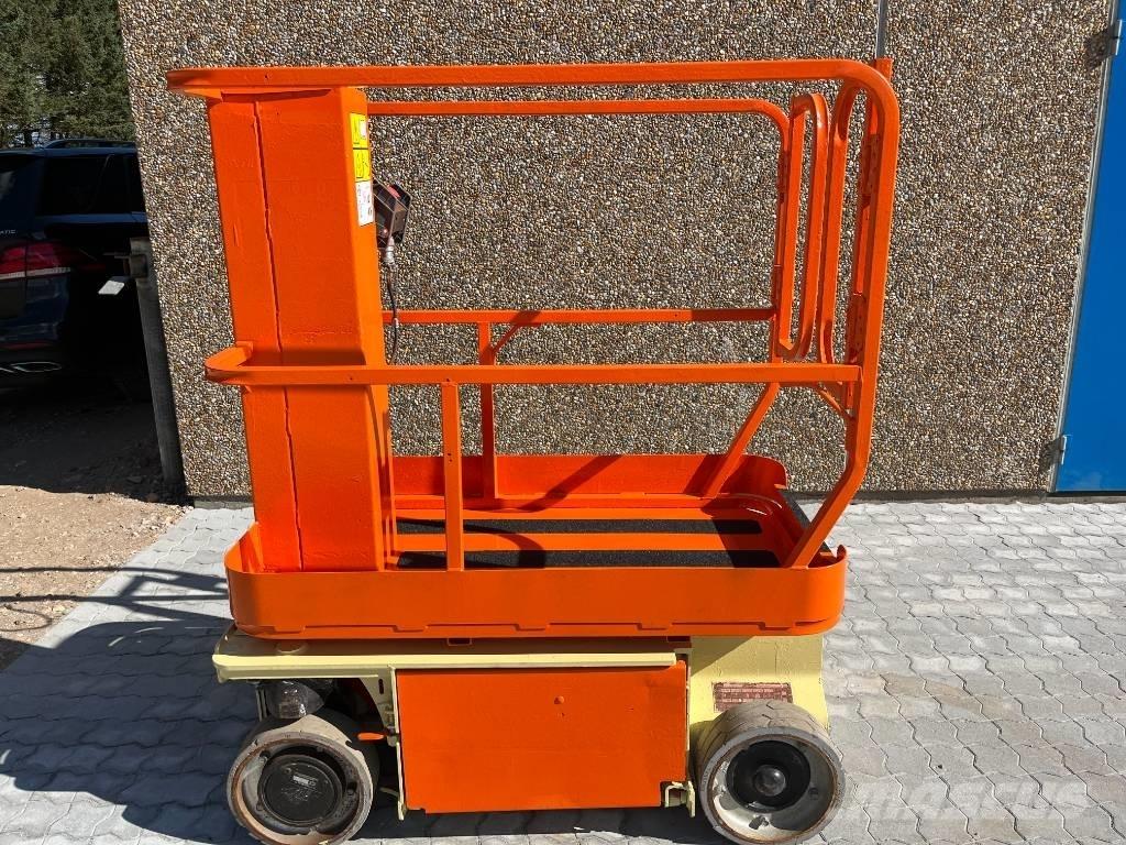 JLG 1230 ES Personenliften en invalideliften