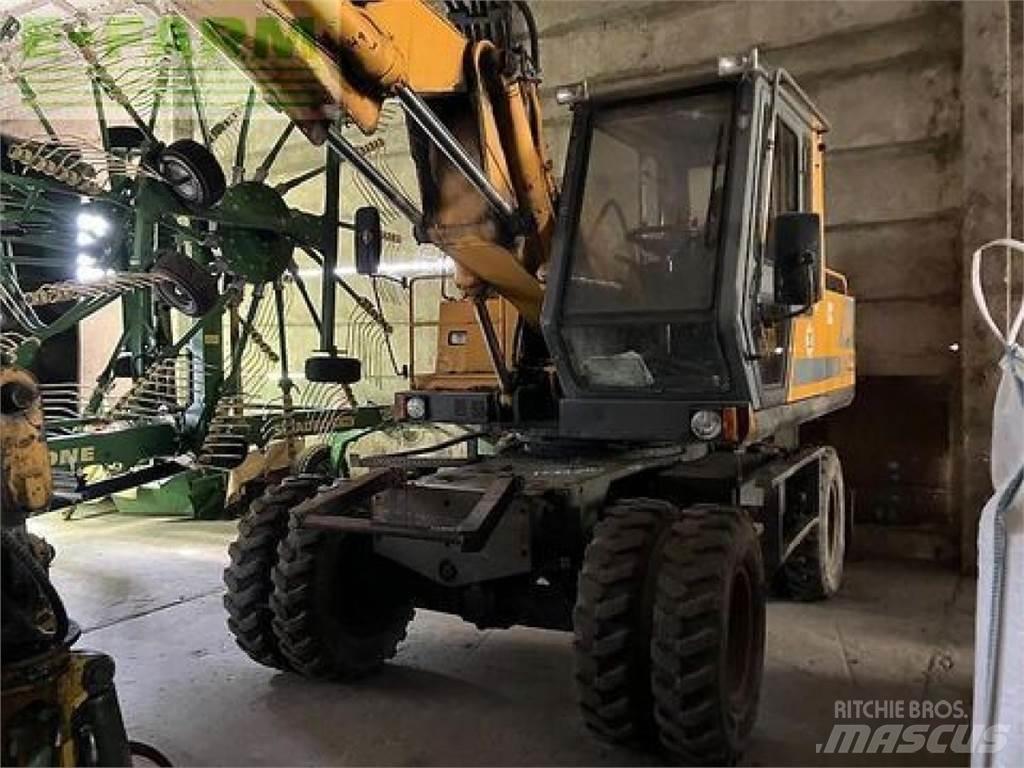 JCB js 130 w Wielgraafmachines
