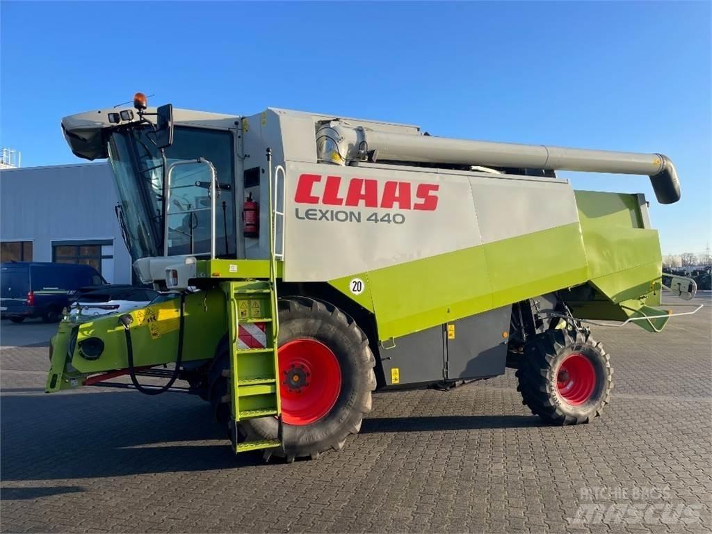 CLAAS Lexion 440 Maaidorsmachines