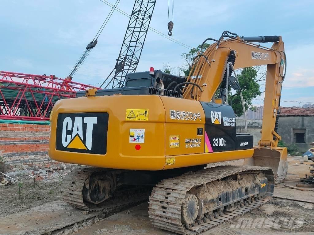 CAT 320D2 Rupsgraafmachines