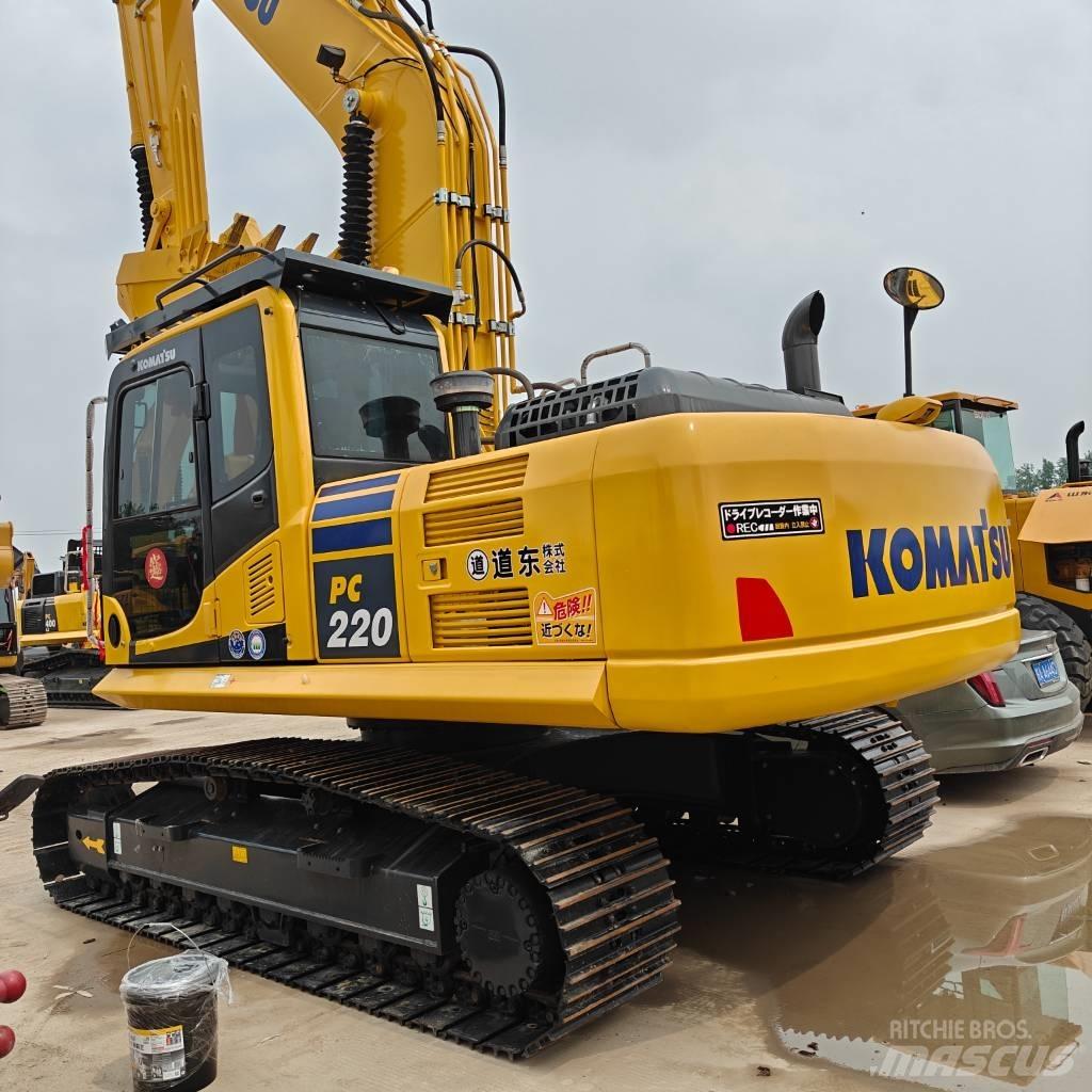 Komatsu 220-8MO Rupsgraafmachines