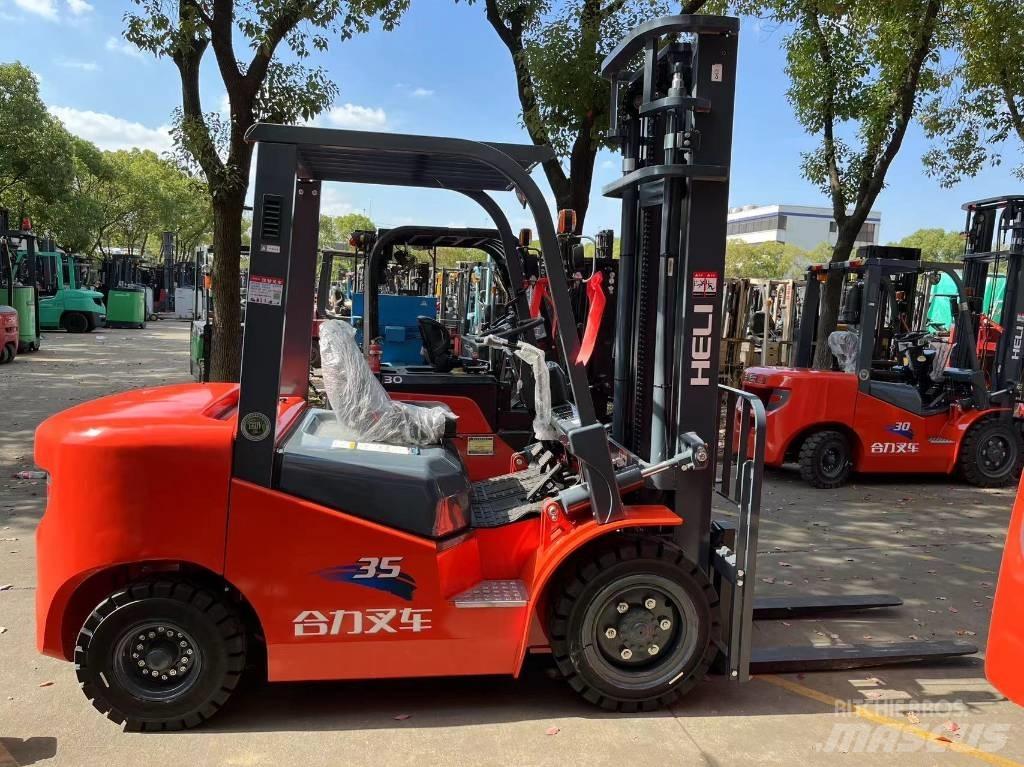 Heli FD 35 G Diesel heftrucks
