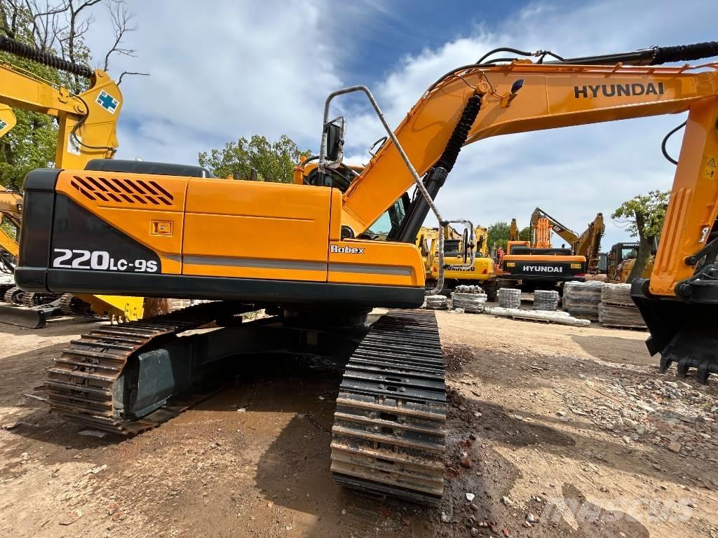 Hyundai 220-9S Rupsgraafmachines