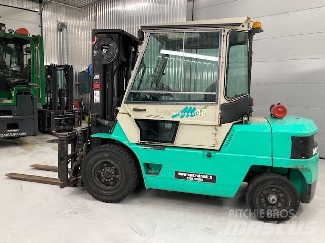 Mitsubishi FD40 Diesel heftrucks