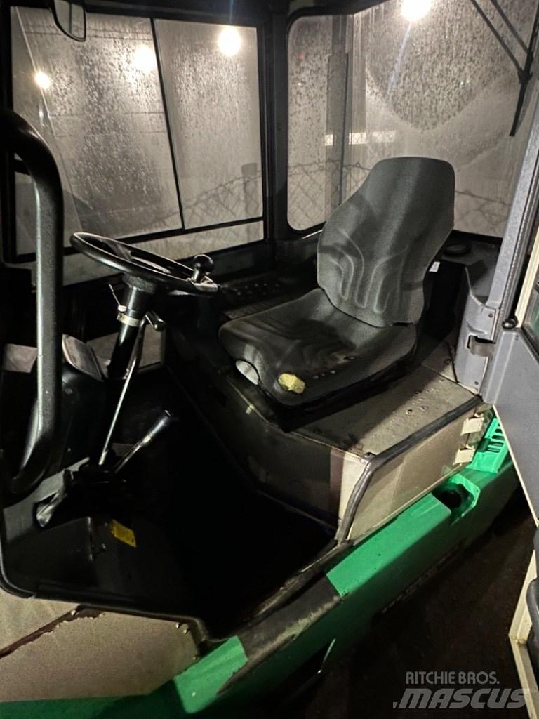 Mitsubishi FD40 Diesel heftrucks