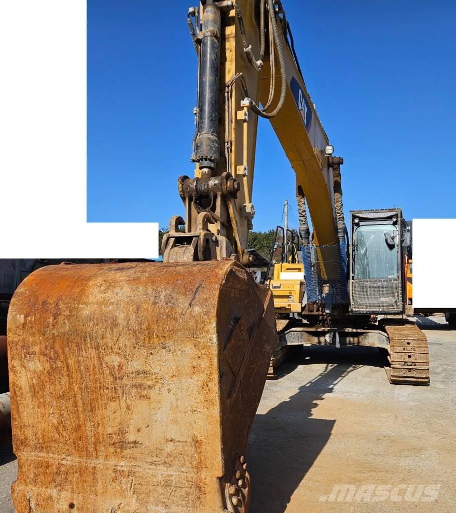 CAT 330FL Rupsgraafmachines