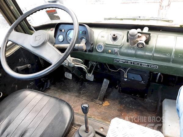 Bedford MJP2 4X4 Chassis met cabine