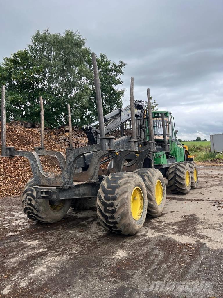 John Deere 1510 E Uitrijwagens