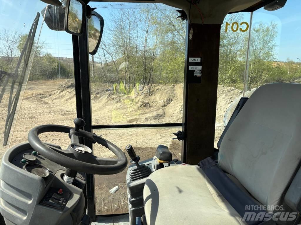 CAT CS 563 E Trilrolwalsen