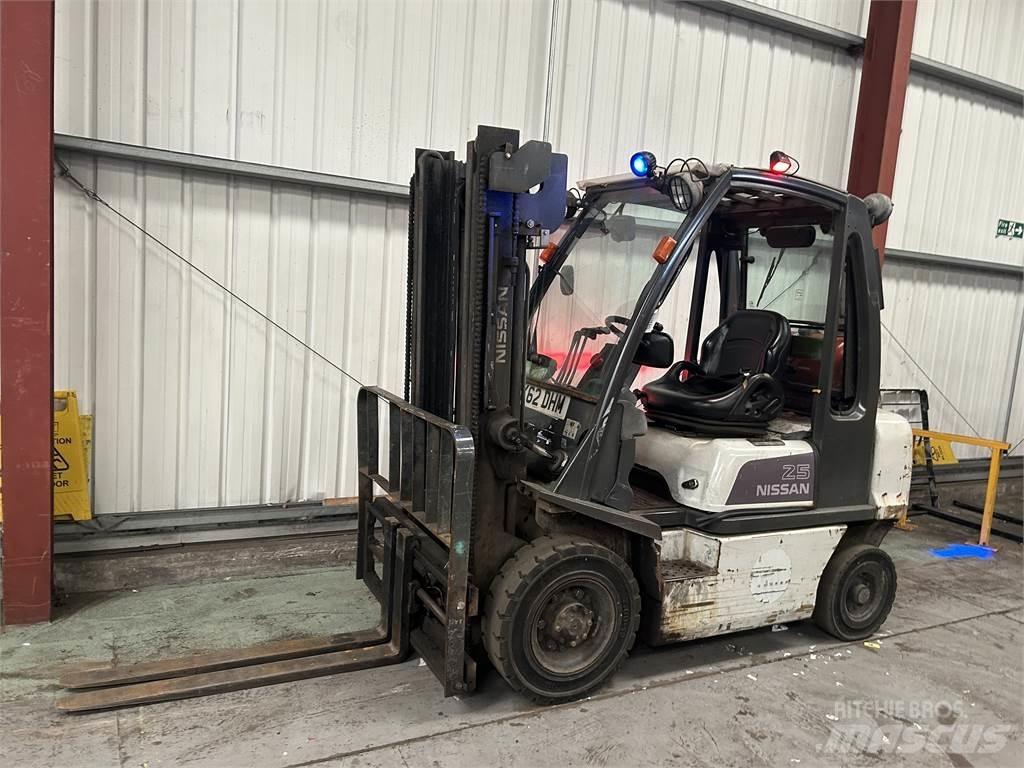 Nissan U1D2A25 LPG heftrucks
