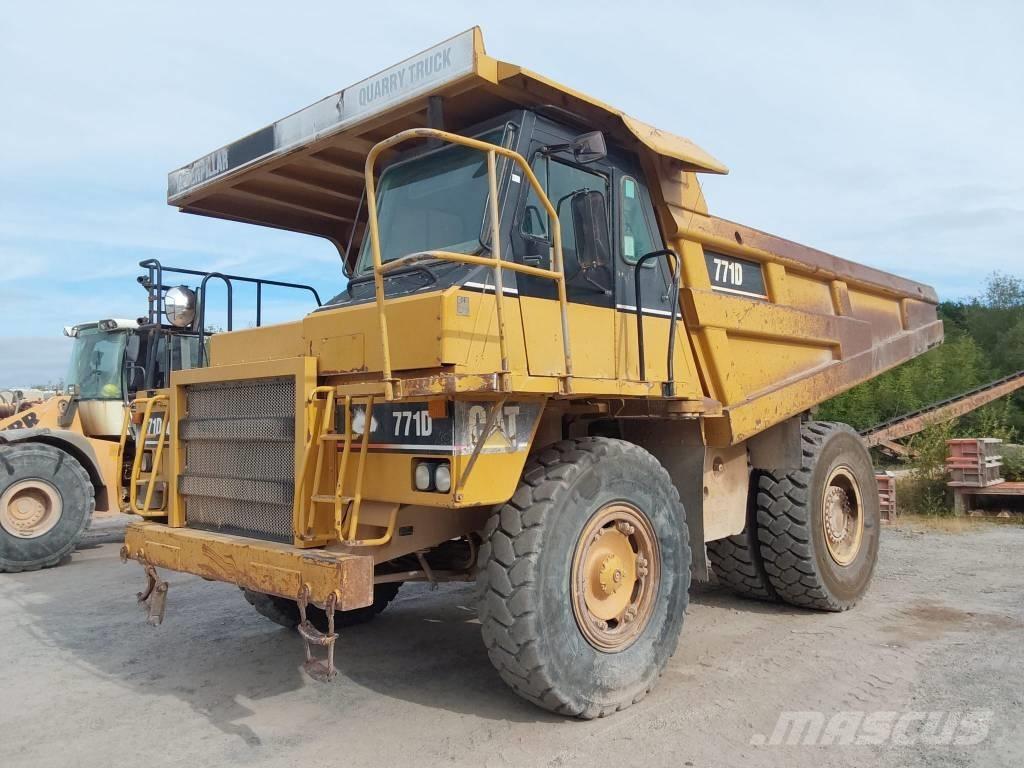 CAT 771 D Starre dumpers