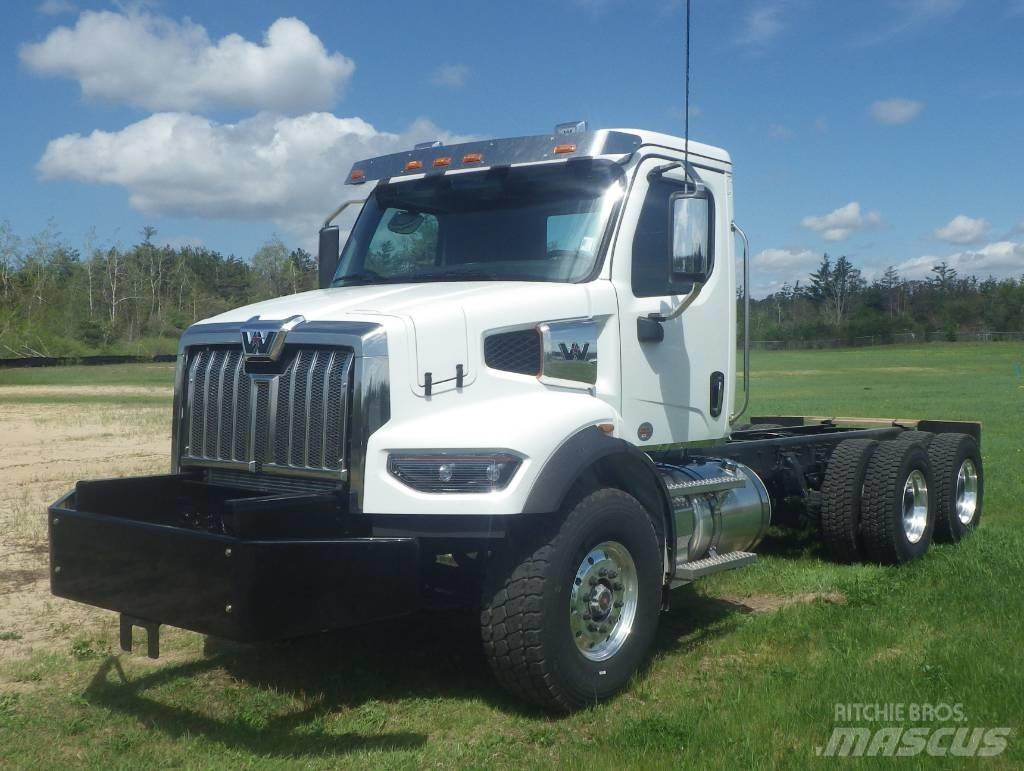 Western Star 47 X Chassis met cabine
