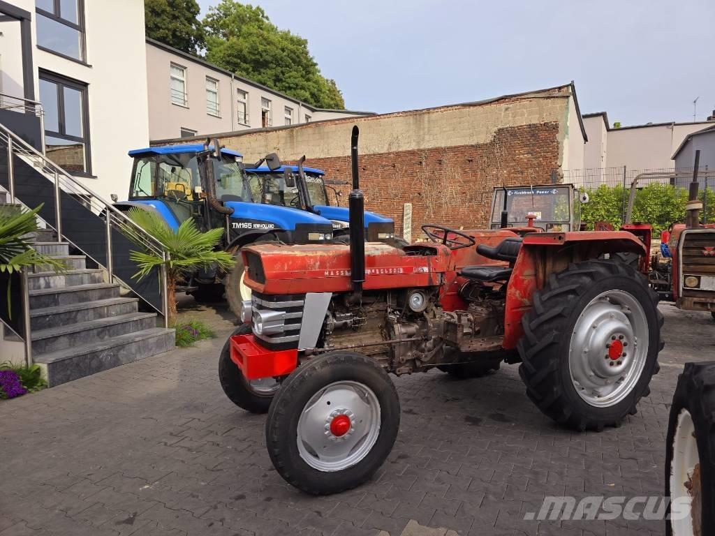 Massey Ferguson 158 Tractoren