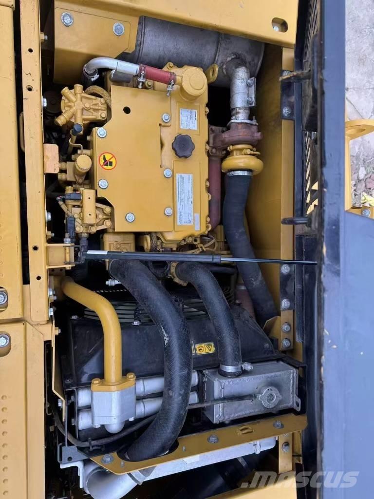 CAT 312 Rupsgraafmachines