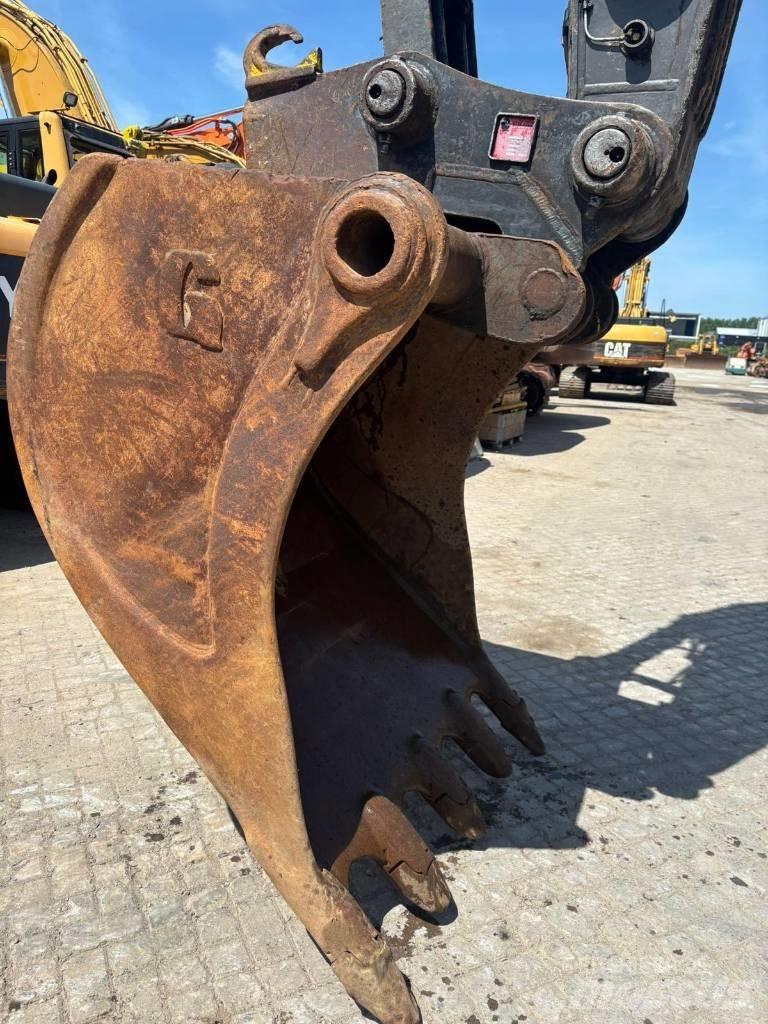 Volvo EC 290 C L Rupsgraafmachines