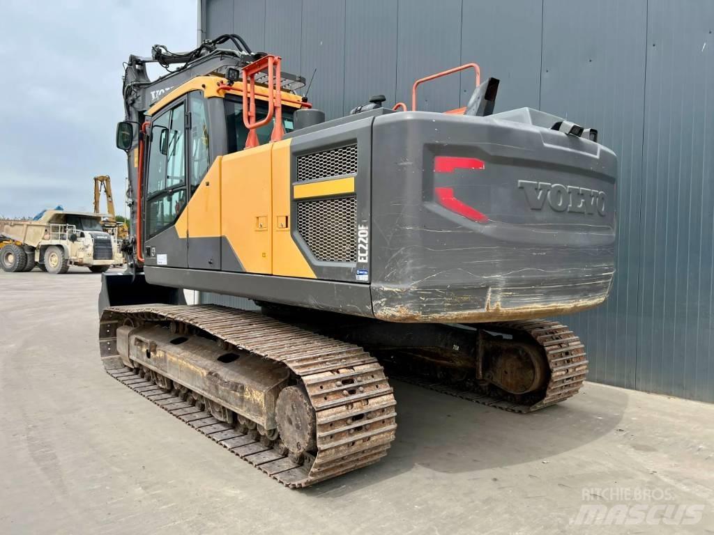 Volvo EC220E L Rupsgraafmachines
