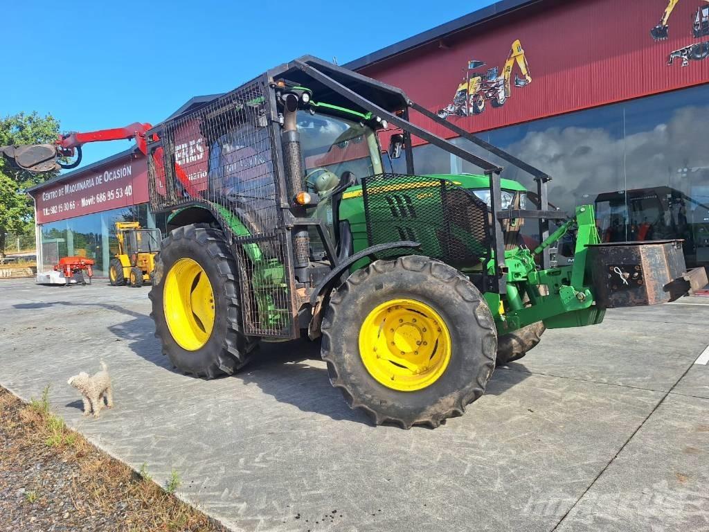 John Deere 6115 R Tractoren