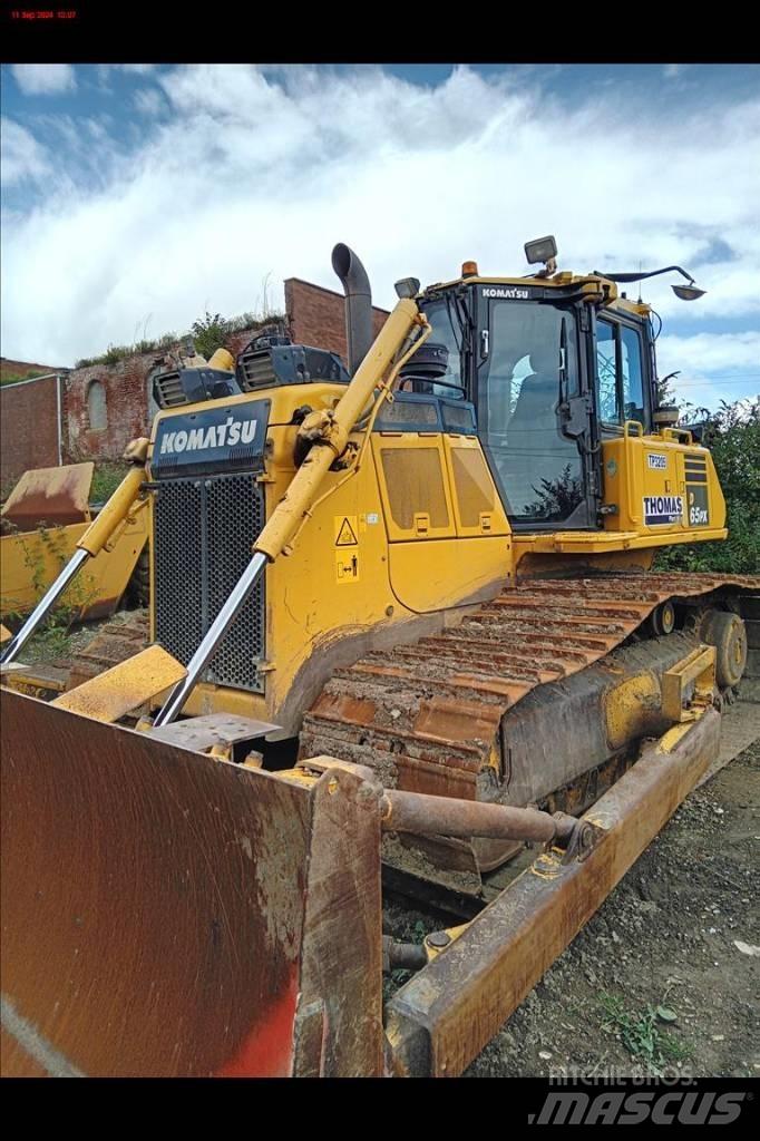 Komatsu D 65 PX-18 Rupsdozers
