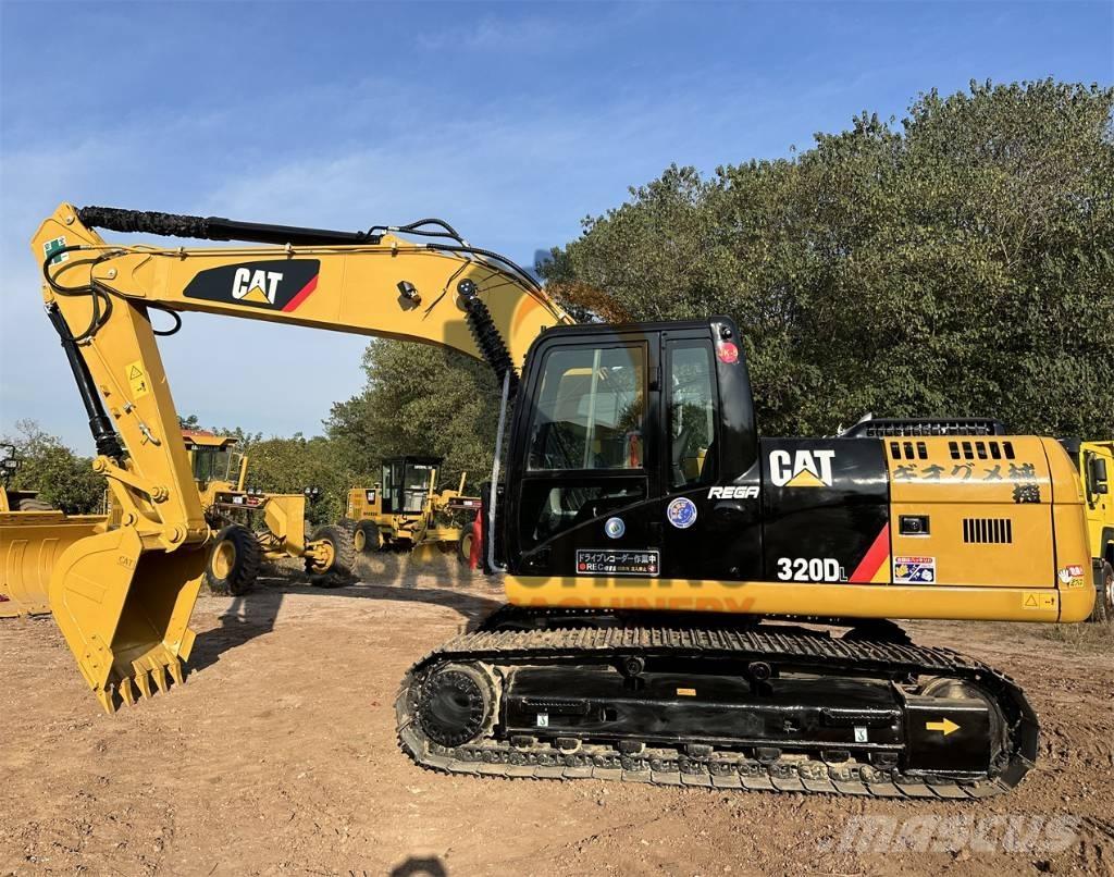 CAT 320 D Rupsgraafmachines