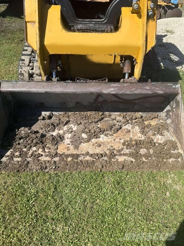 CAT 259 D Schrankladers