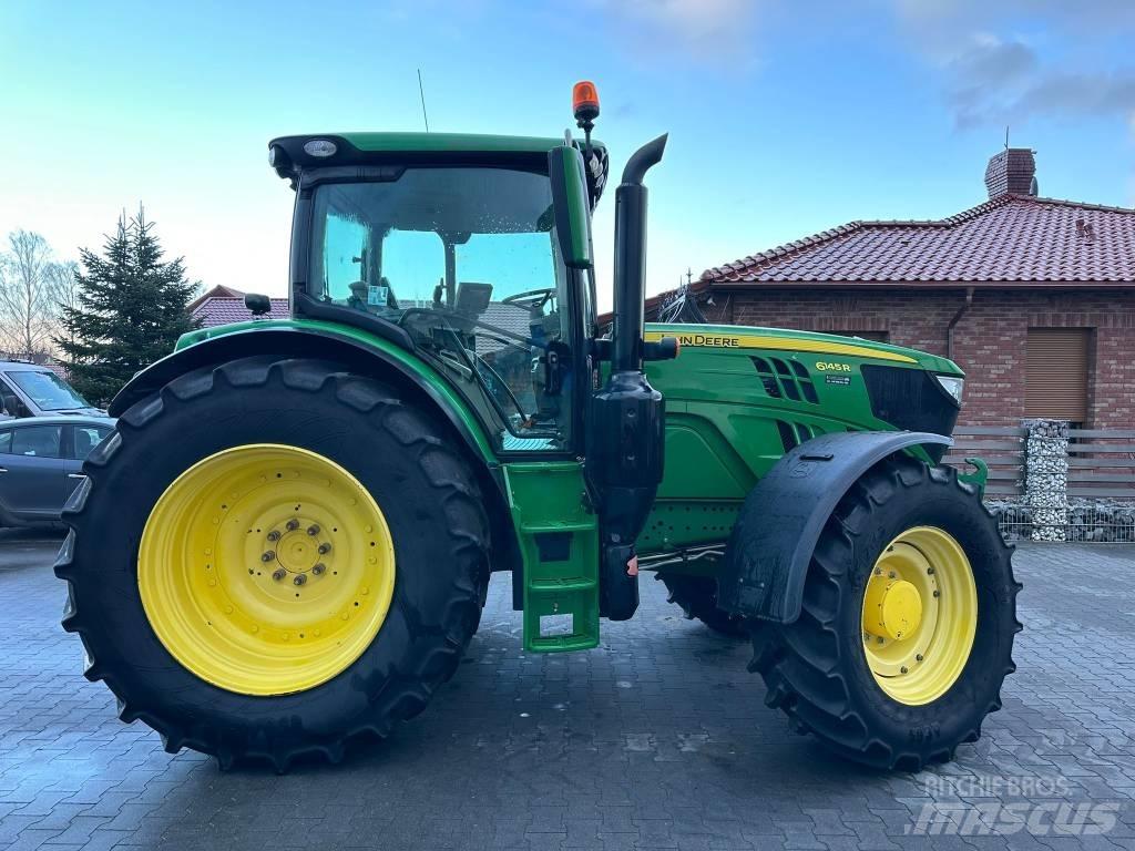 John Deere 6145 R Tractoren