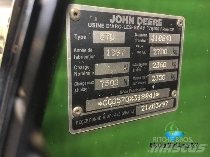 John Deere 570 Getrokken veldhakselaar