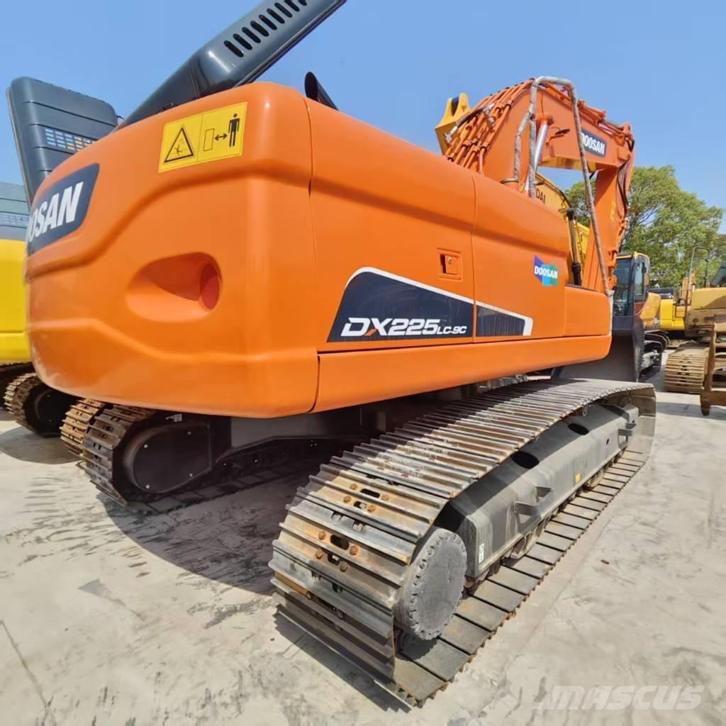 Doosan DX 225 LC Rupsgraafmachines