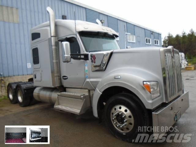 Kenworth W 990 Trekkers