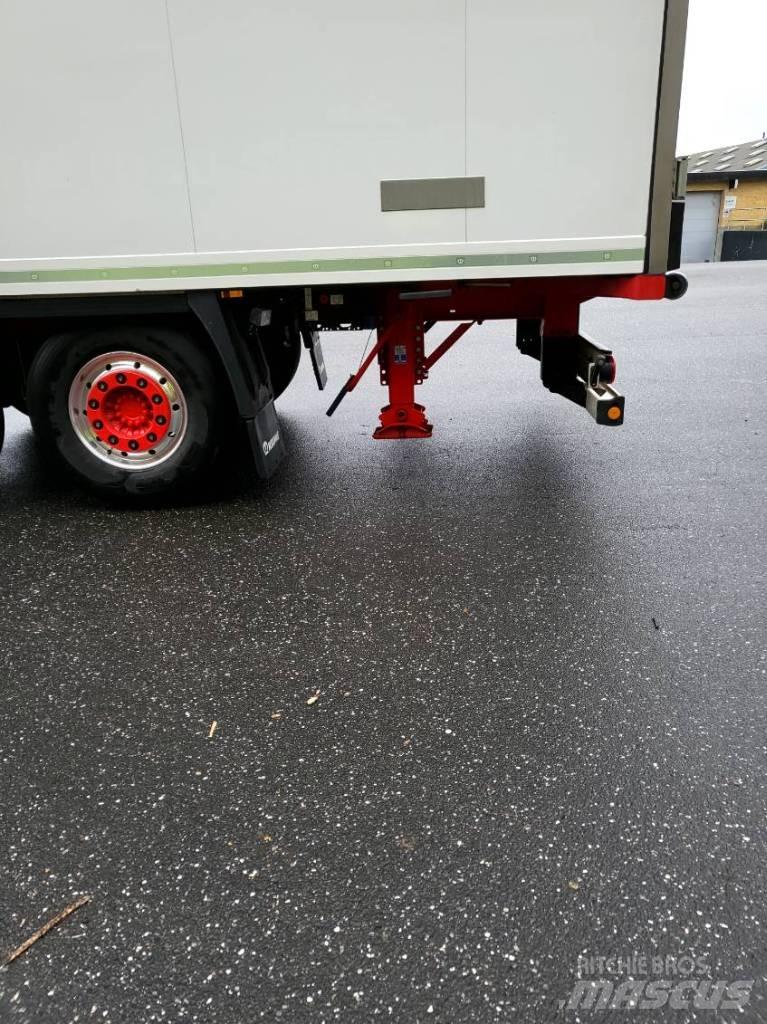 Krone Bokstrailer Gesloten opleggers