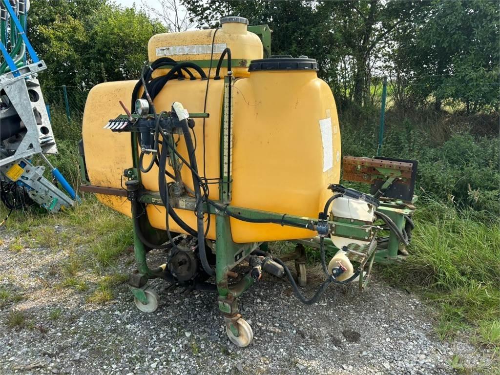 Amazone UF 1000 Getrokken spuitmachines