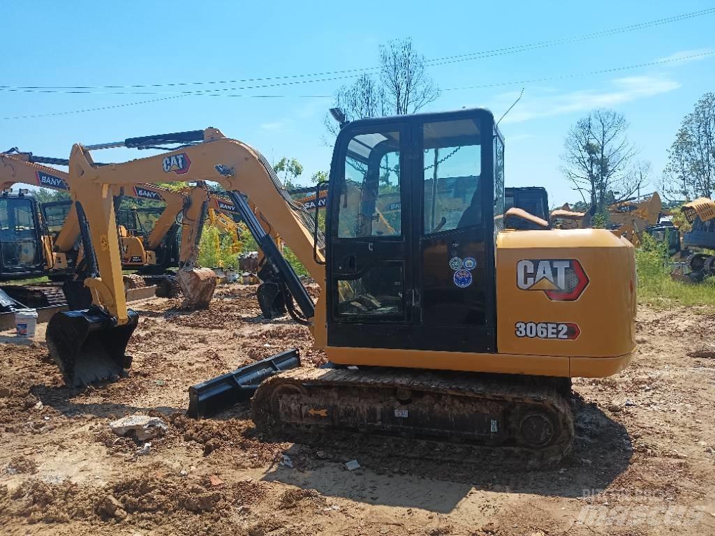 CAT 306 Rupsgraafmachines