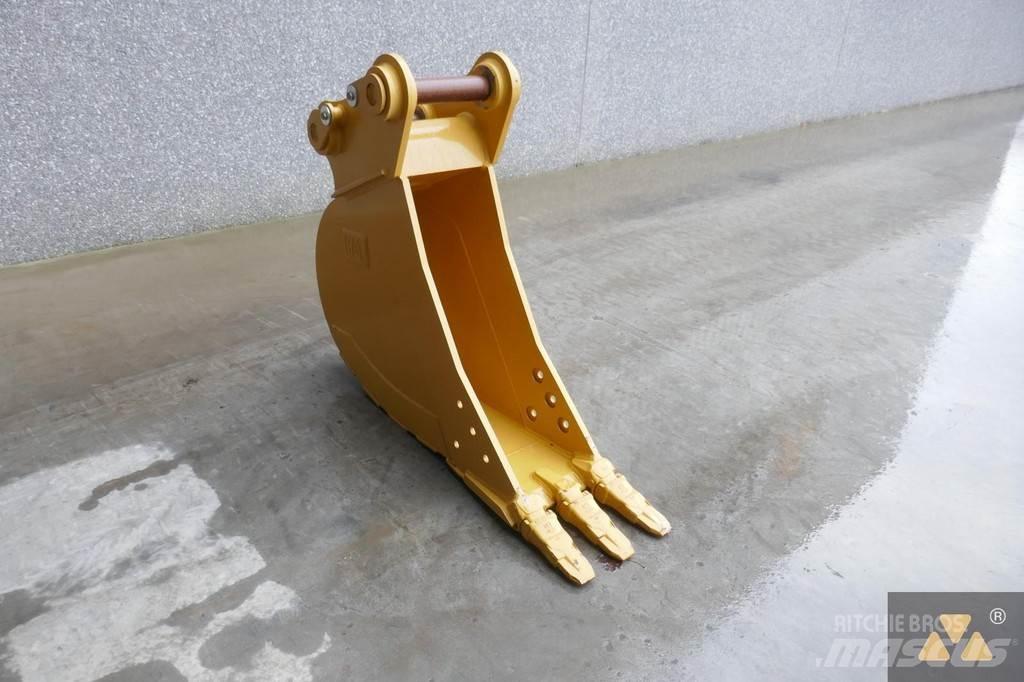 CAT 320 Bucket Bakken