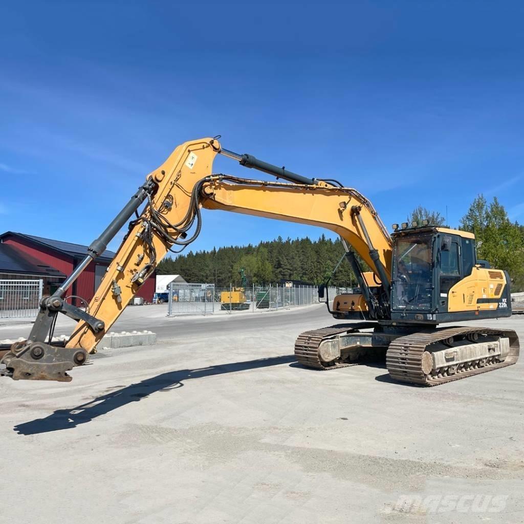 Hyundai HX220L Rupsgraafmachines