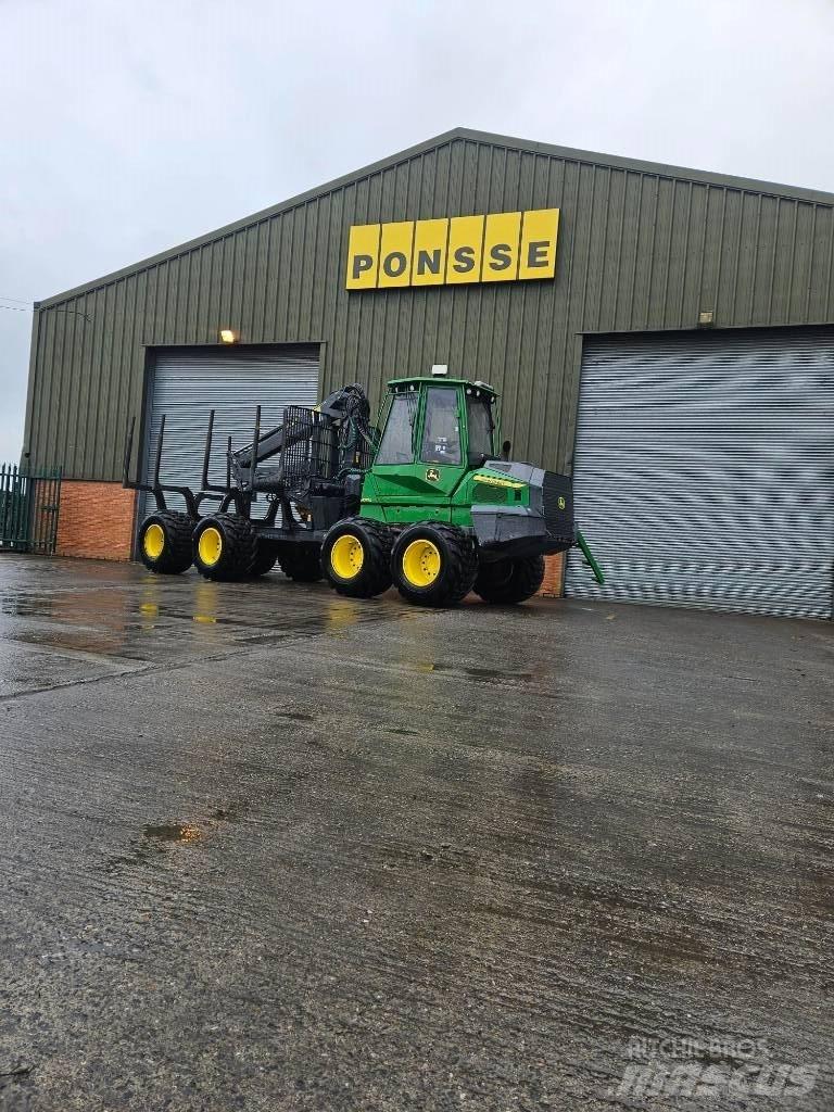 John Deere 1010 G Uitrijwagens