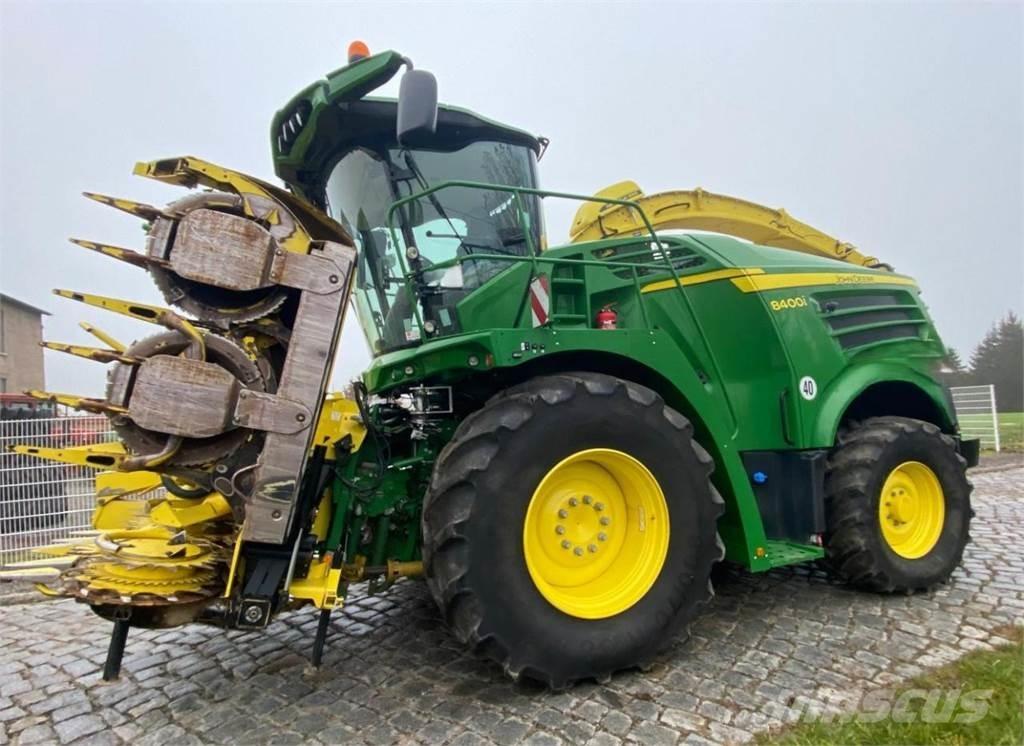 John Deere 8400i Zelfrijdende veldhakselaars