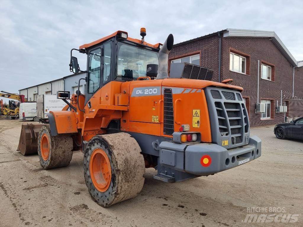 Doosan DL 200-3 Wielladers