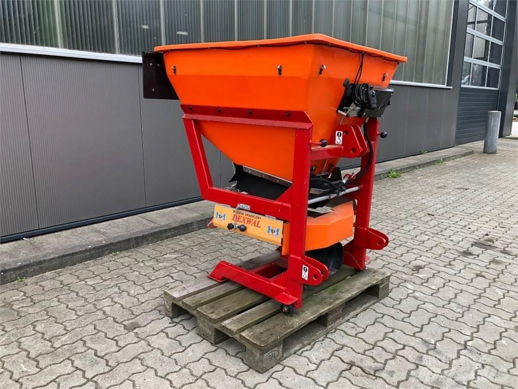  STEKRO WIBRO 600 Zand- en zoutstrooimachines
