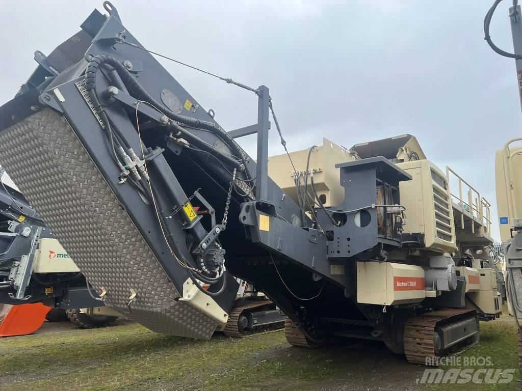 Metso LT 300 HP Mobile crushers