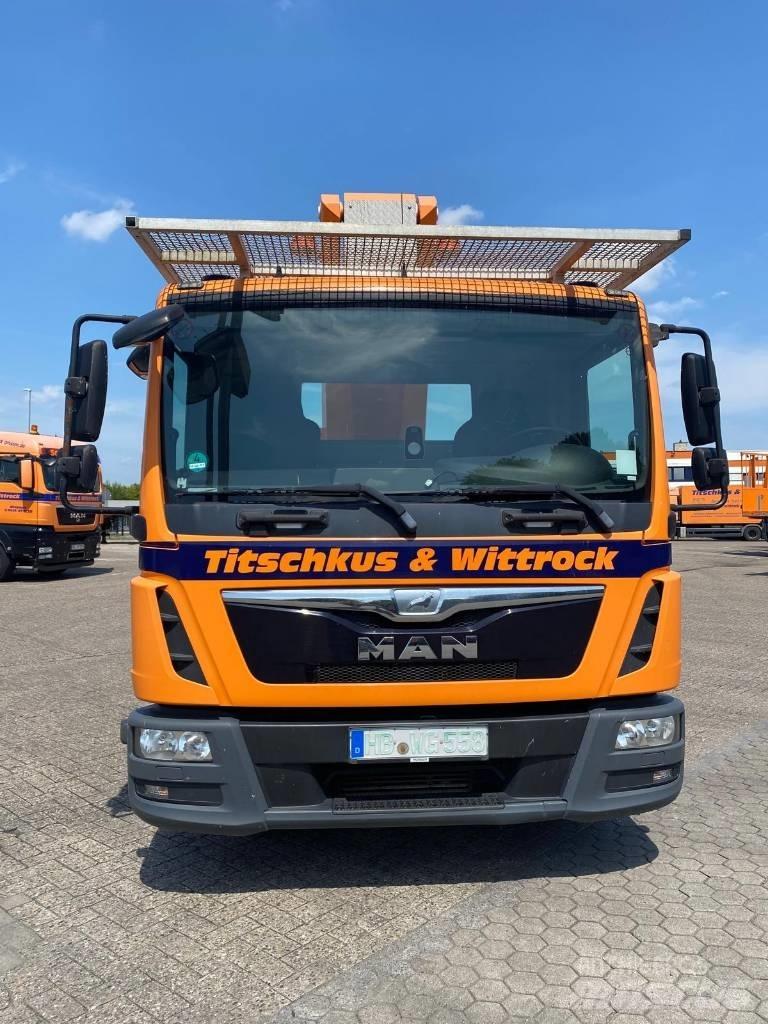 Palfinger P 300 Auto hoogwerkers