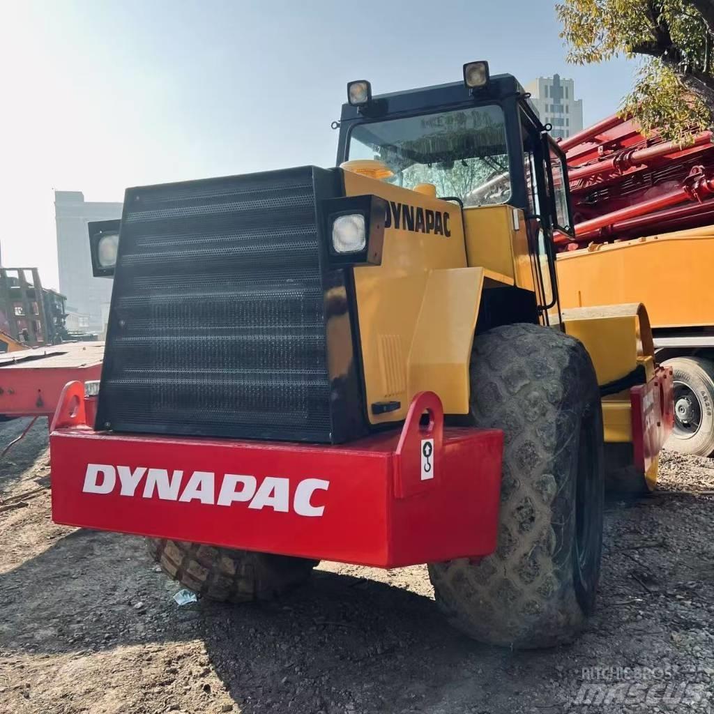 Dynapac CA 30 D Trilrolwalsen