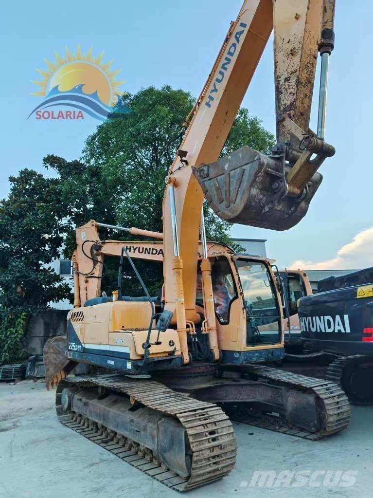 Hyundai R225LC-9 Rupsgraafmachines