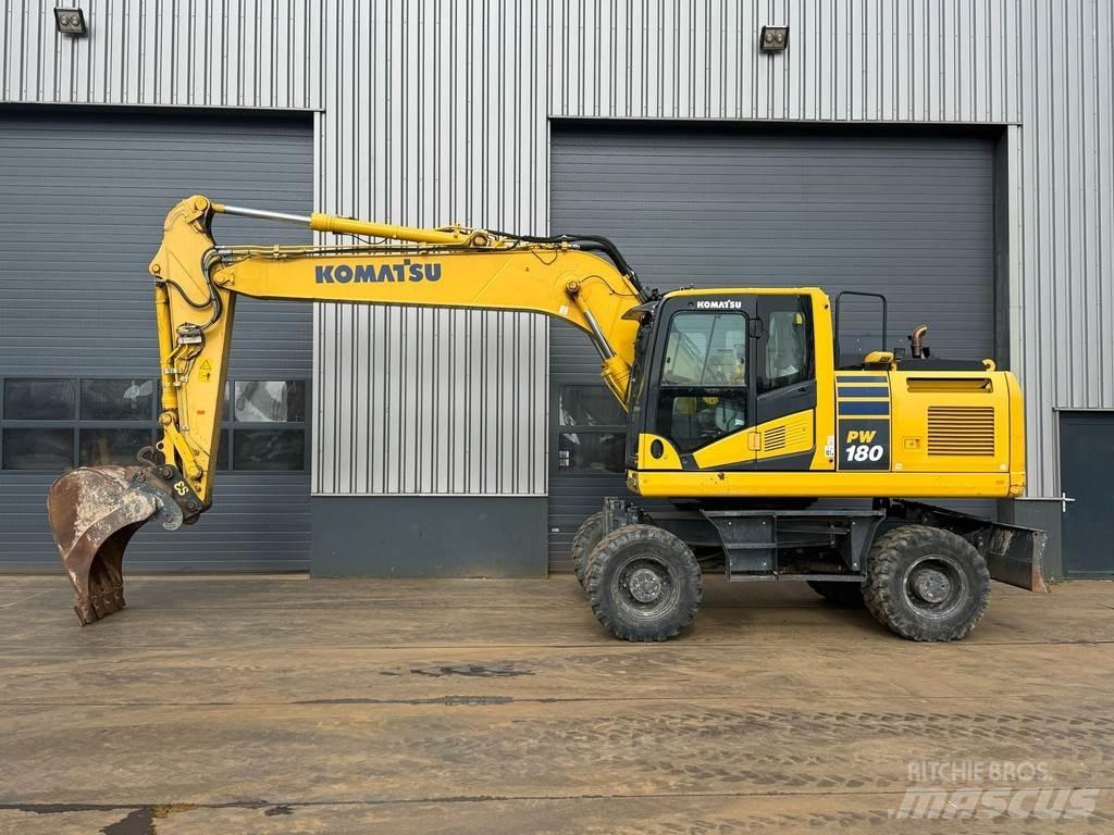 Komatsu PW180-11 Wielgraafmachines