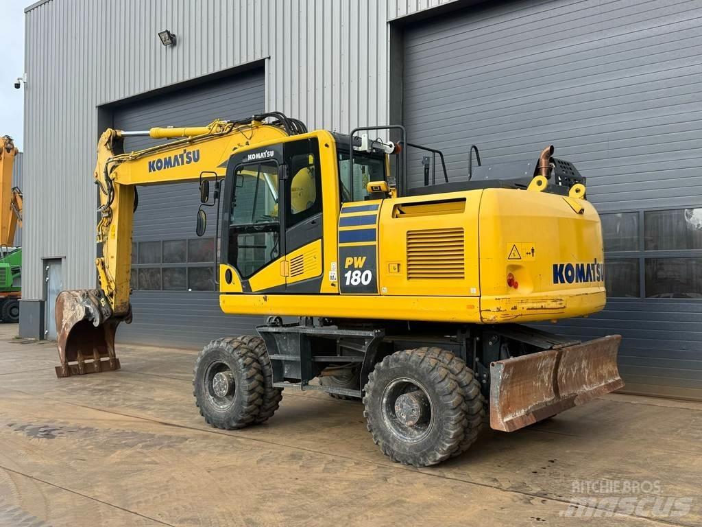 Komatsu PW180-11 Wielgraafmachines