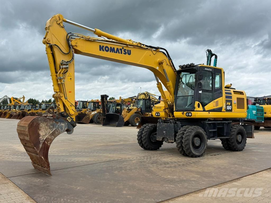 Komatsu PW180-11 Wielgraafmachines
