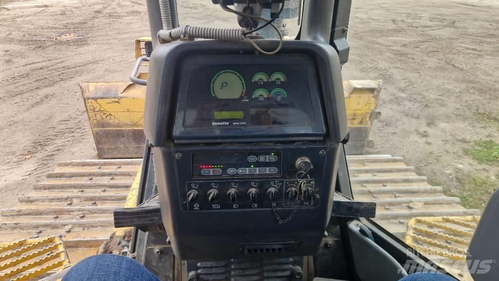 Komatsu D 61 PX-15 Rupsdozers