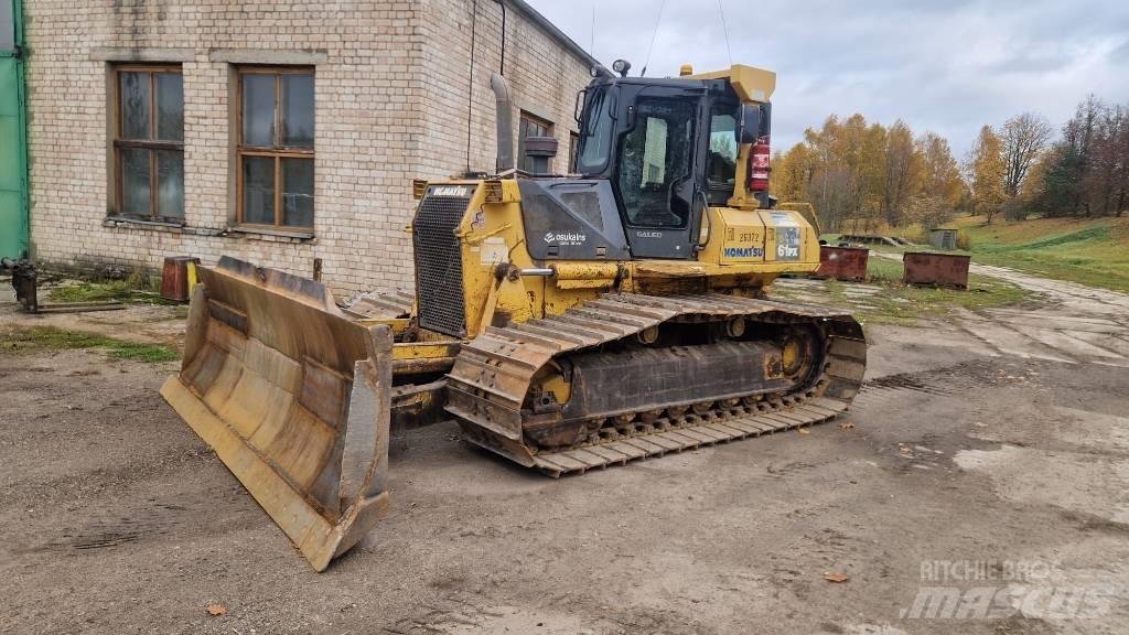 Komatsu D 61 PX-15 Rupsdozers