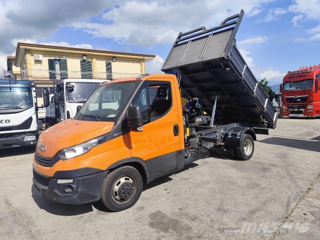 Iveco Daily 35-140 Vlakke laadvloer met kraan