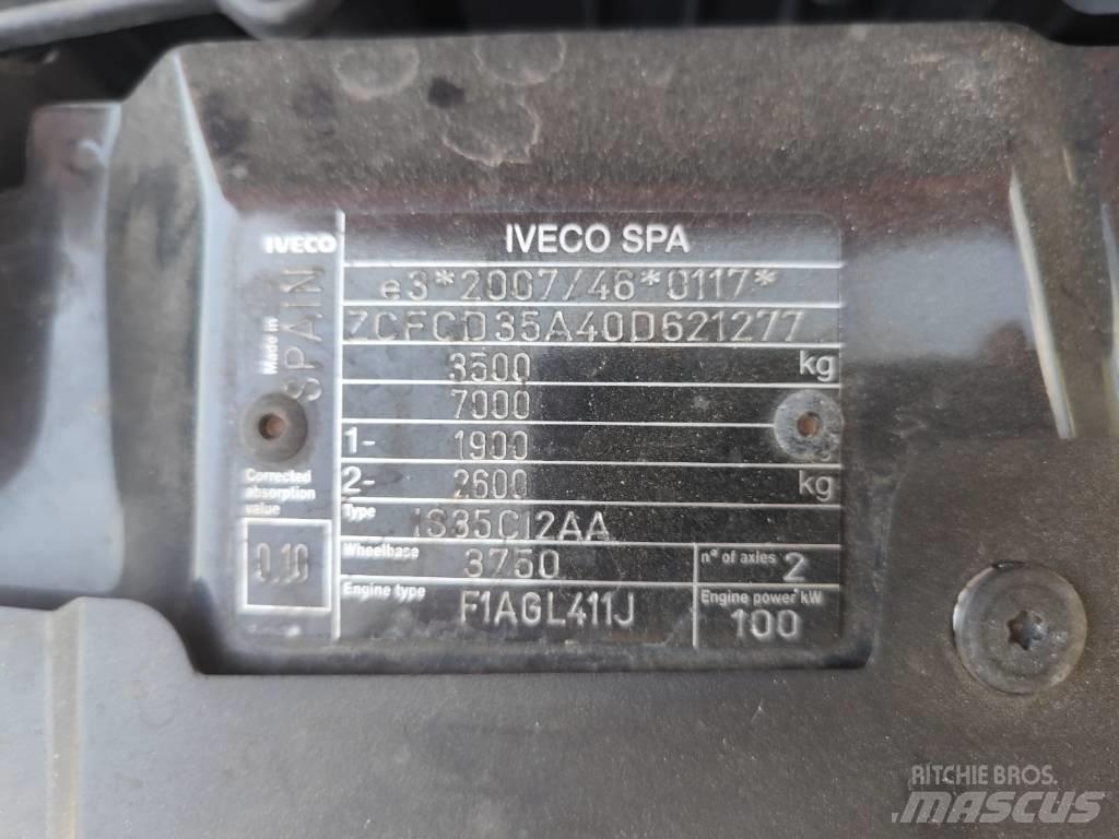 Iveco Daily 35-140 Vlakke laadvloer met kraan