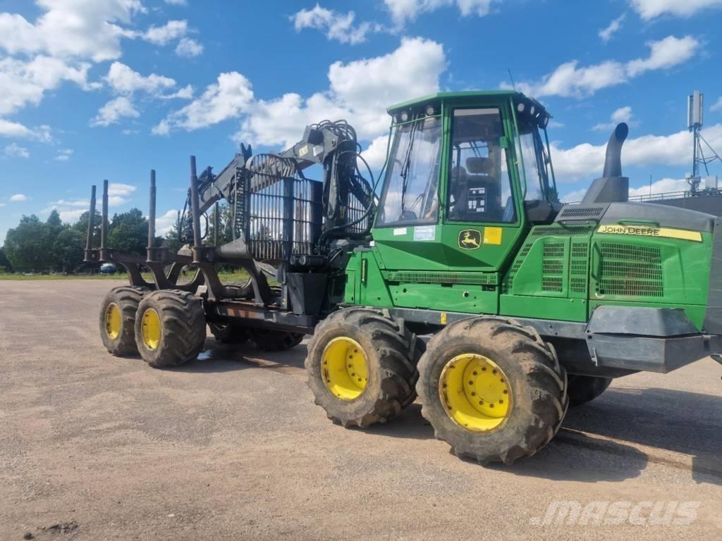 John Deere 1110G Uitrijwagens